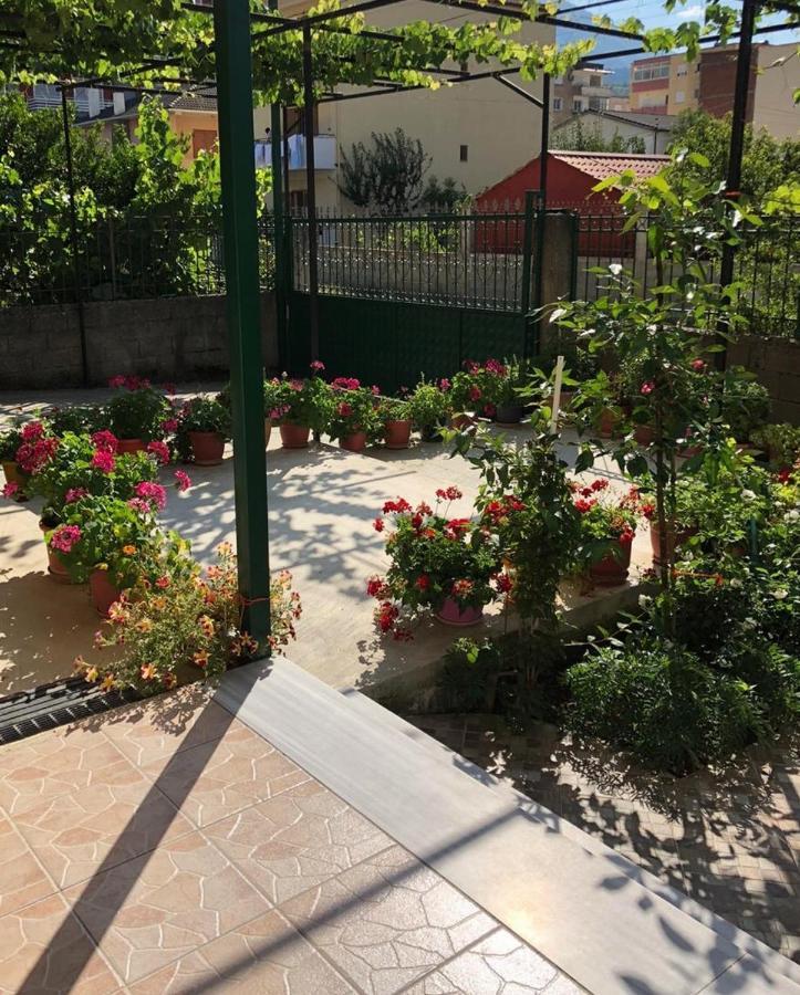 Hotel Villa Ago Permet Exterior photo