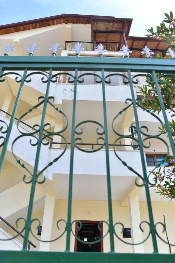 Hotel Villa Ago Permet Exterior photo
